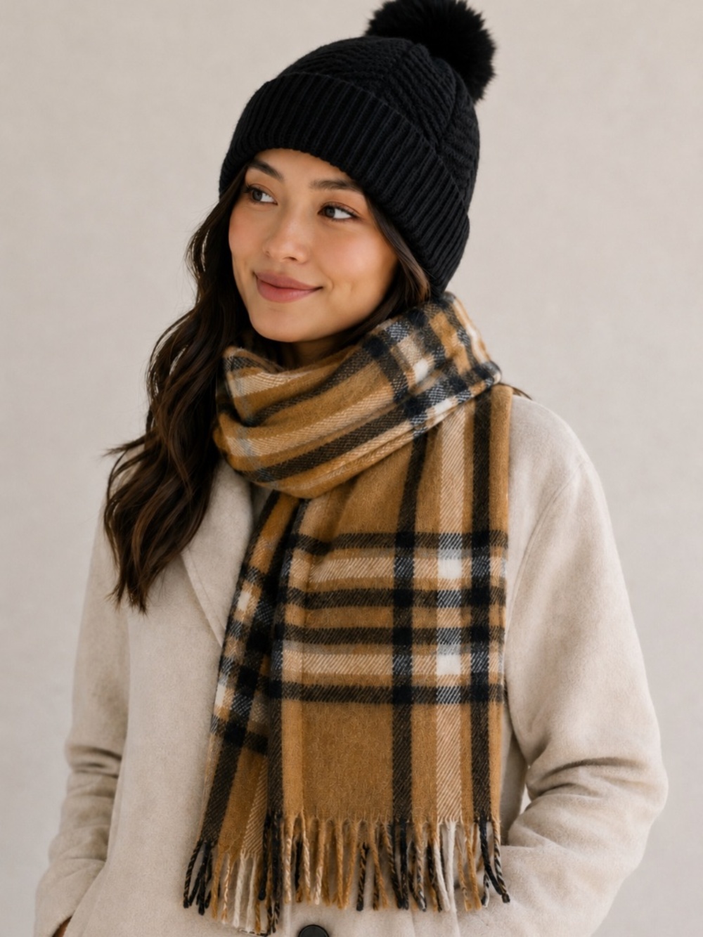 Steve Madden Beanie & Scarf Set Black Pom Beanie + Plaid Scarf NWT - Picture 11 of 11
